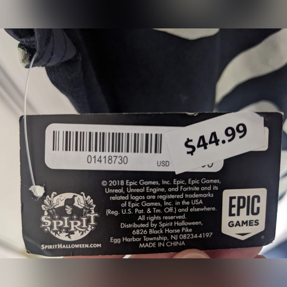 Spirit Halloween Fortnite T-shirt - Picture 2 of 6